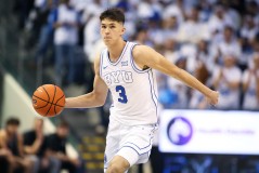詹姆斯·哈登：火箭队得分王NBA领袖秘诀揭秘